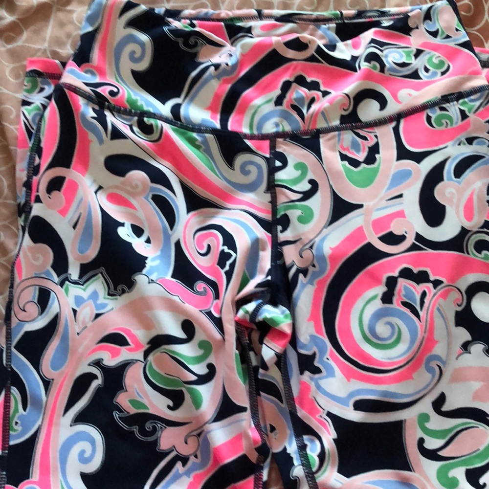 Crown & Ivy spandex leggings